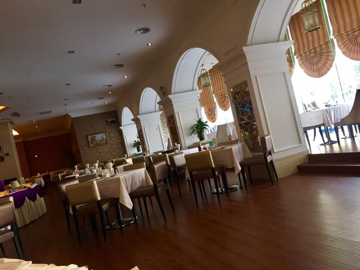 Royal Century Hotel Шэньчжэнь Экстерьер фото