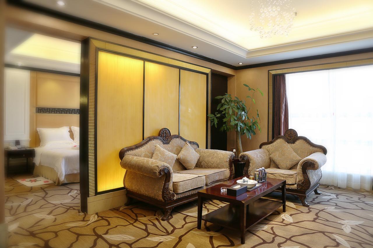 Royal Century Hotel Шэньчжэнь Экстерьер фото