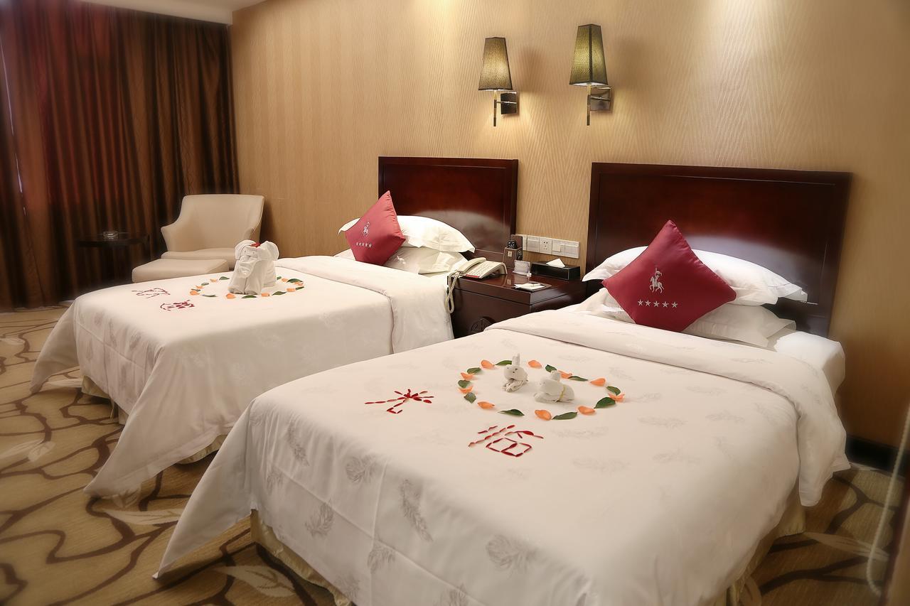Royal Century Hotel Шэньчжэнь Экстерьер фото