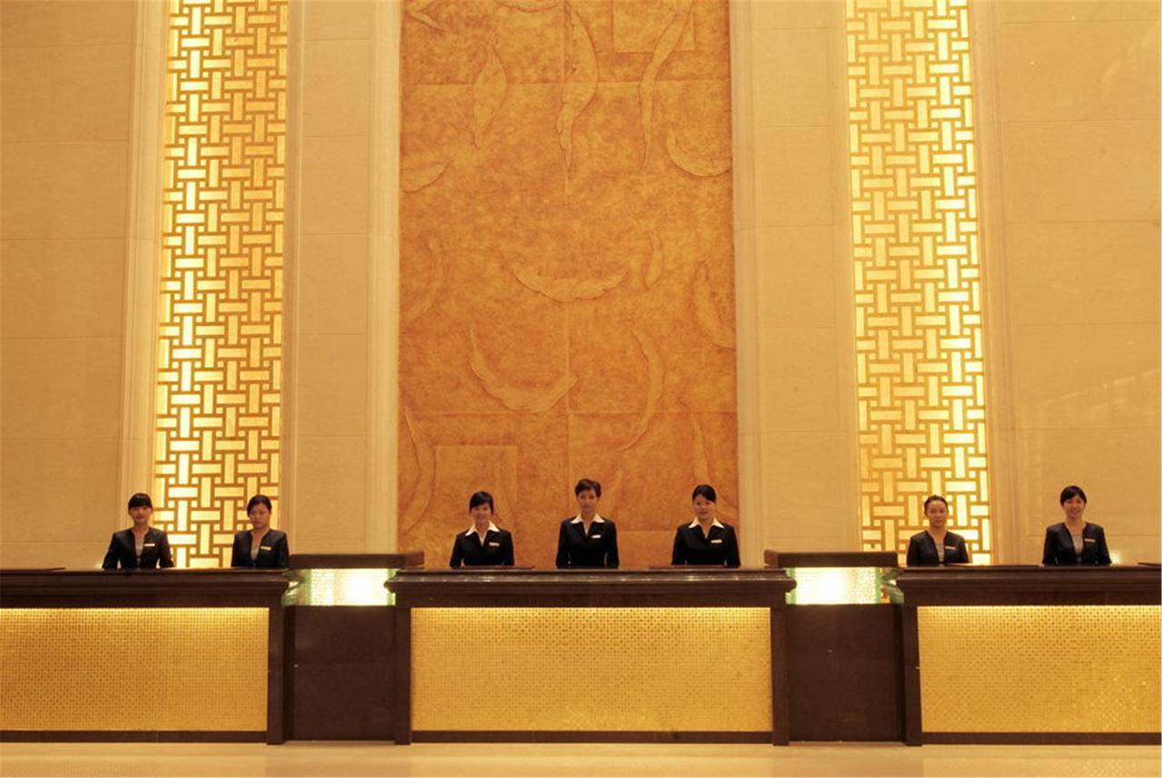 Royal Century Hotel Шэньчжэнь Экстерьер фото